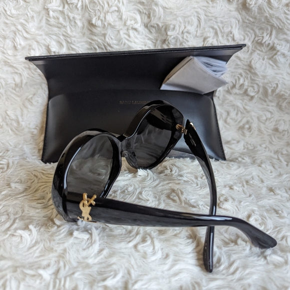 New Authentic Yves Saint Laurent women's sunglasses - Picture 11 of 16